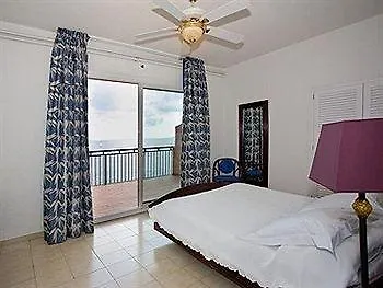 Grifeu Hotel Llanca
