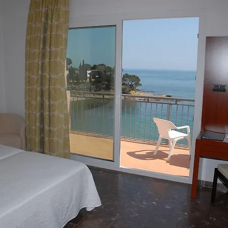 Grifeu Hotel 3*