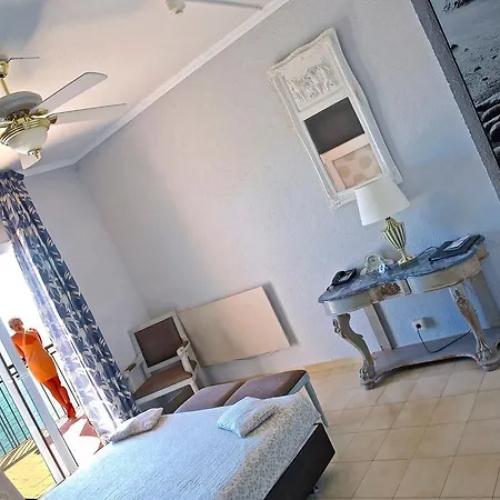Grifeu Hotel