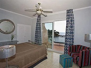 Hotel Grifeu Llanca