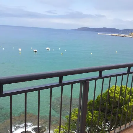 Hotel Grifeu Llanca
