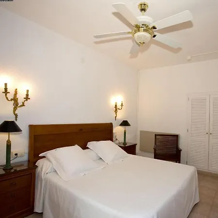 Grifeu Hotel 3*