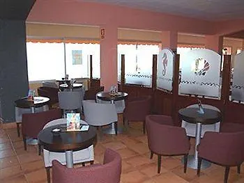 Grifeu 3* Llança