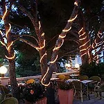 Hotel Grifeu Y Restaurant - Costa Brava Hotel Llança