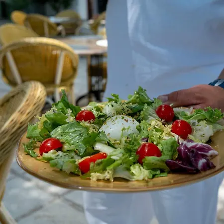 Hotel Hotel Grifeu Y Restaurant - Costa Brava 3*