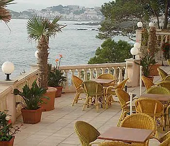 מלון Grifeu Y Restaurant - Costa Brava